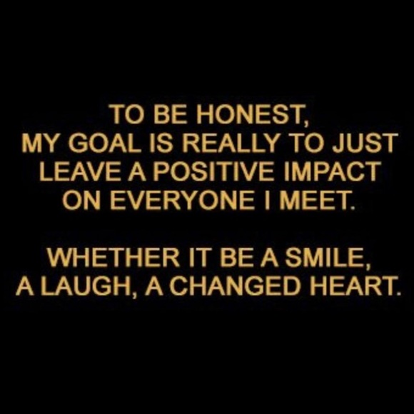 Meet your Posher, Mara - Picture 2 of 5